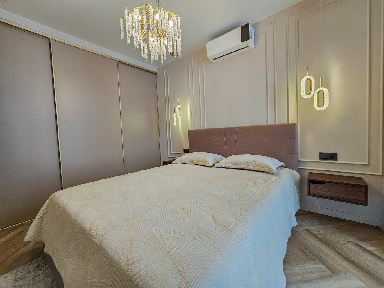 1-комнатная квартира 40,1 м² с ремонтом в ЖК «Царская площадь»