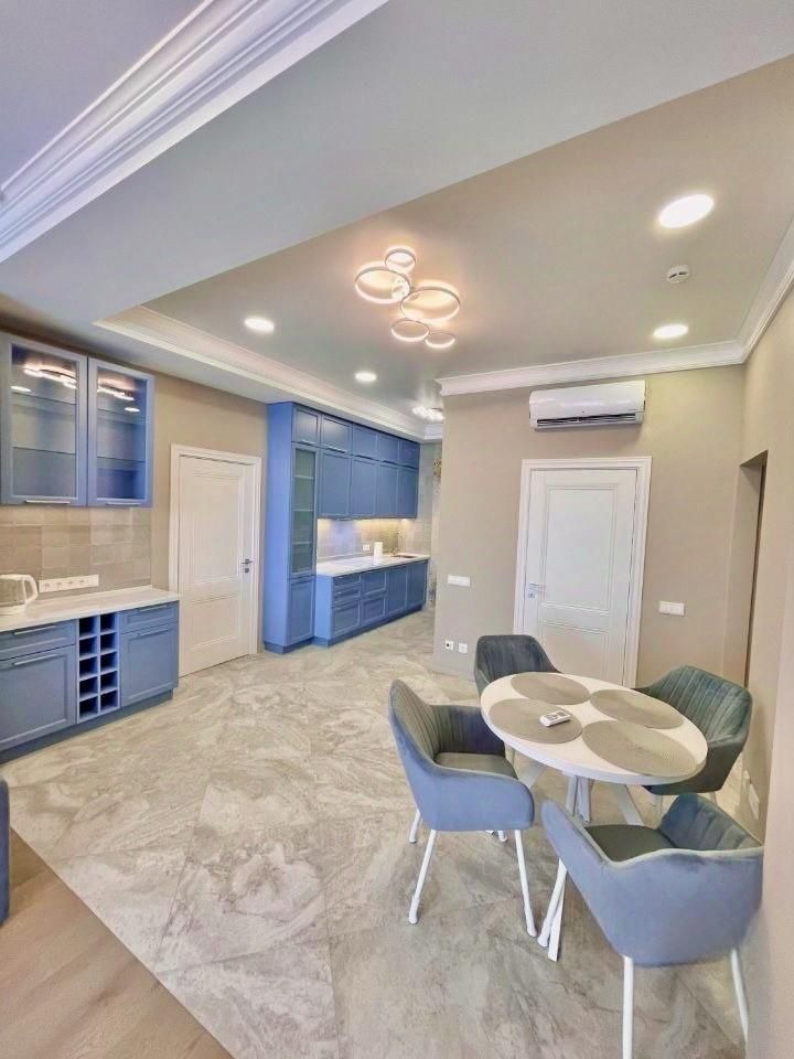 3-комнатная видовая квартира 125,4 м² с дизайнерским ремонтом в клубном доме «Брюсов 19». Квартира рядом с Кремлём!