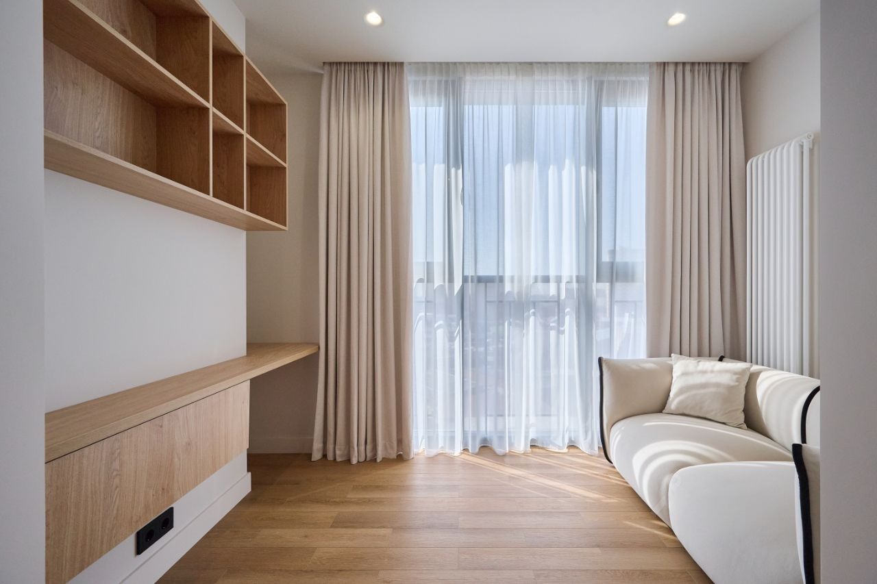 1-комнатные апартаменты 50 м² с дизайнерским ремонтом в ЖК «Стремянный 2»